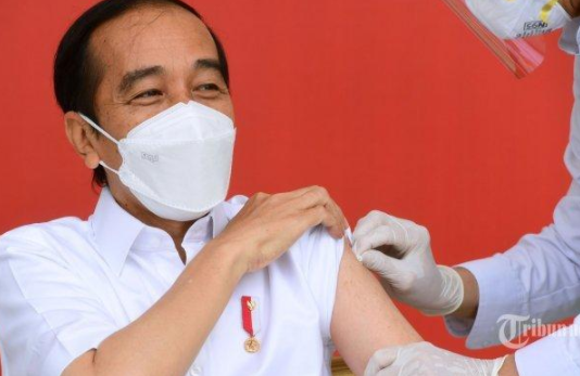 Keluarga Presiden Jokowi Tidak Masuk Periotas Terima Vaksin Covid-19? Ini Ungkapan Pihak Istana